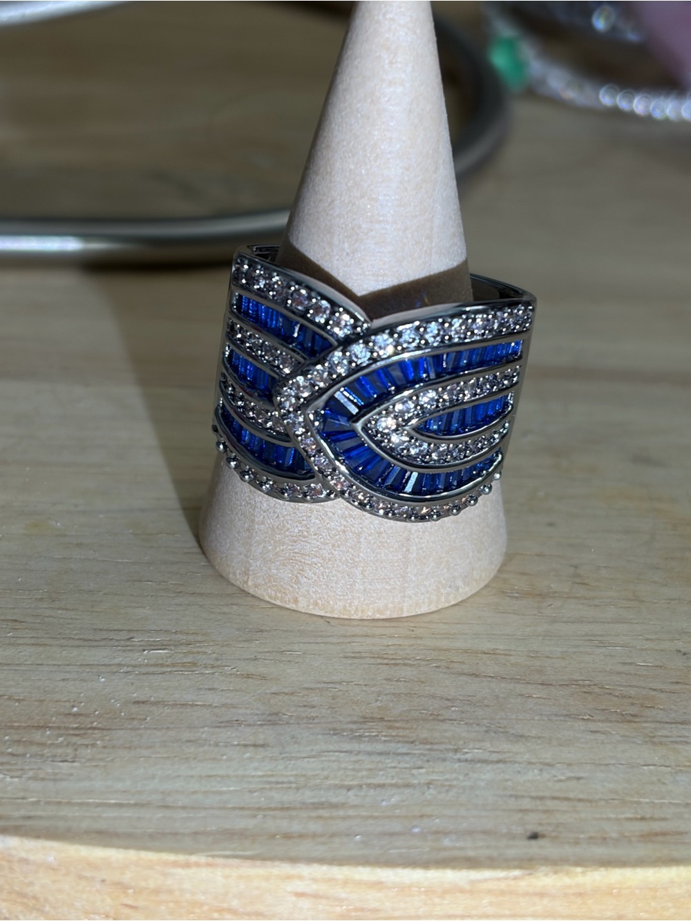 Bomb Party Ladies Blue Crystal Wave Band Ring - Hematite Metal plating Sz 9